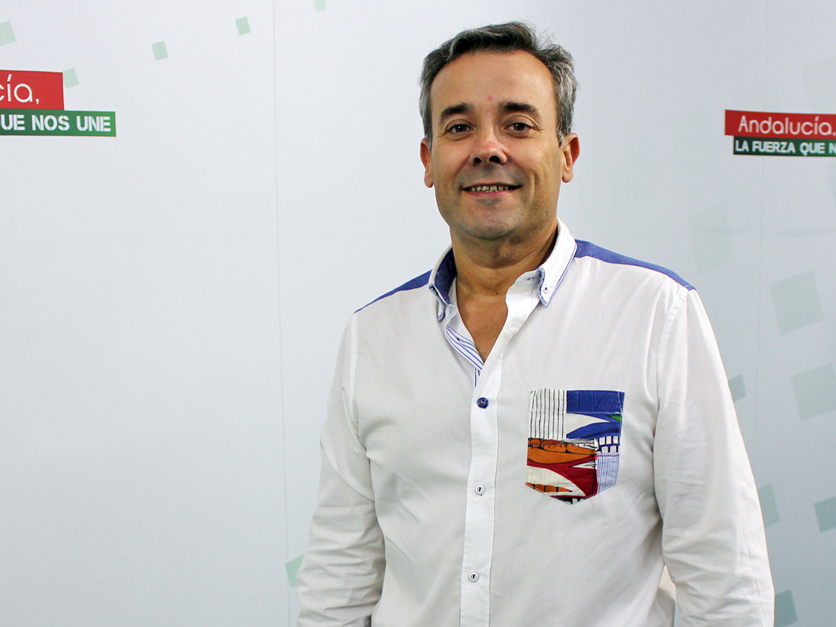 Luis Moya
