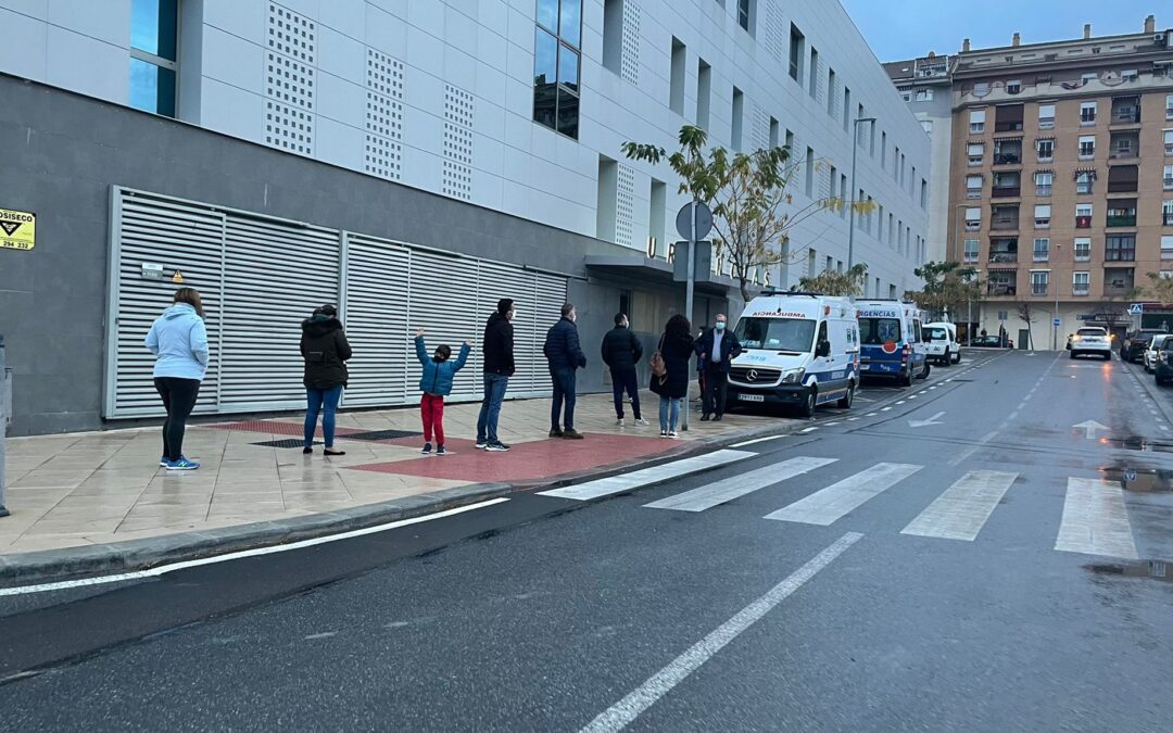 El PSOE exige responsabilidades a Lozano y Rus: La Junta sabía en noviembre lo que iba a ocurrir en el centro de salud del Bulevar