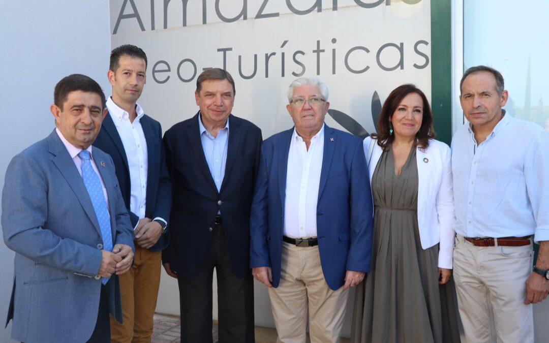El ministro Luis Planas mantiene un encuentro con la Federación Provincial de Caza de Jaén