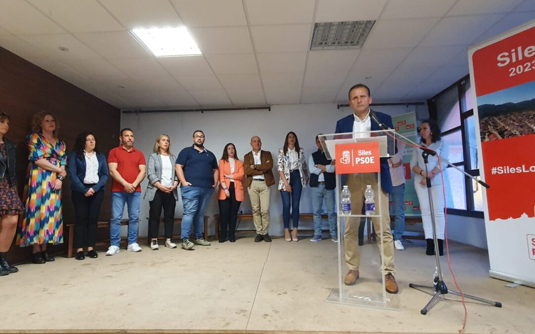 Aguirre presenta su candidatura “para devolver la ilusión a Siles”