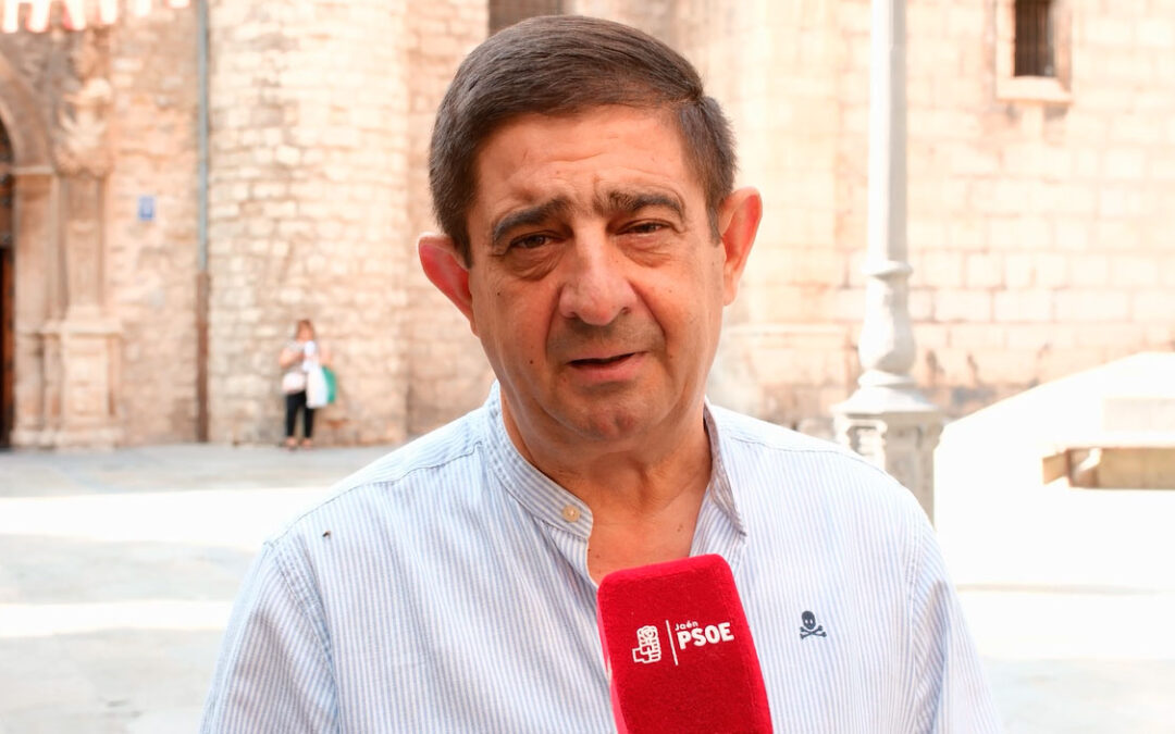 Reyes anima a la militancia a participar en la consulta del PSOE sobre el acuerdo de gobierno con Sumar