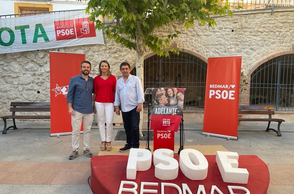Reyes: “La remontada está en marcha, el PSOE va a ganar las elecciones y vamos a mantener un Gobierno progresista para seguir avanzando en empleo y derechos”