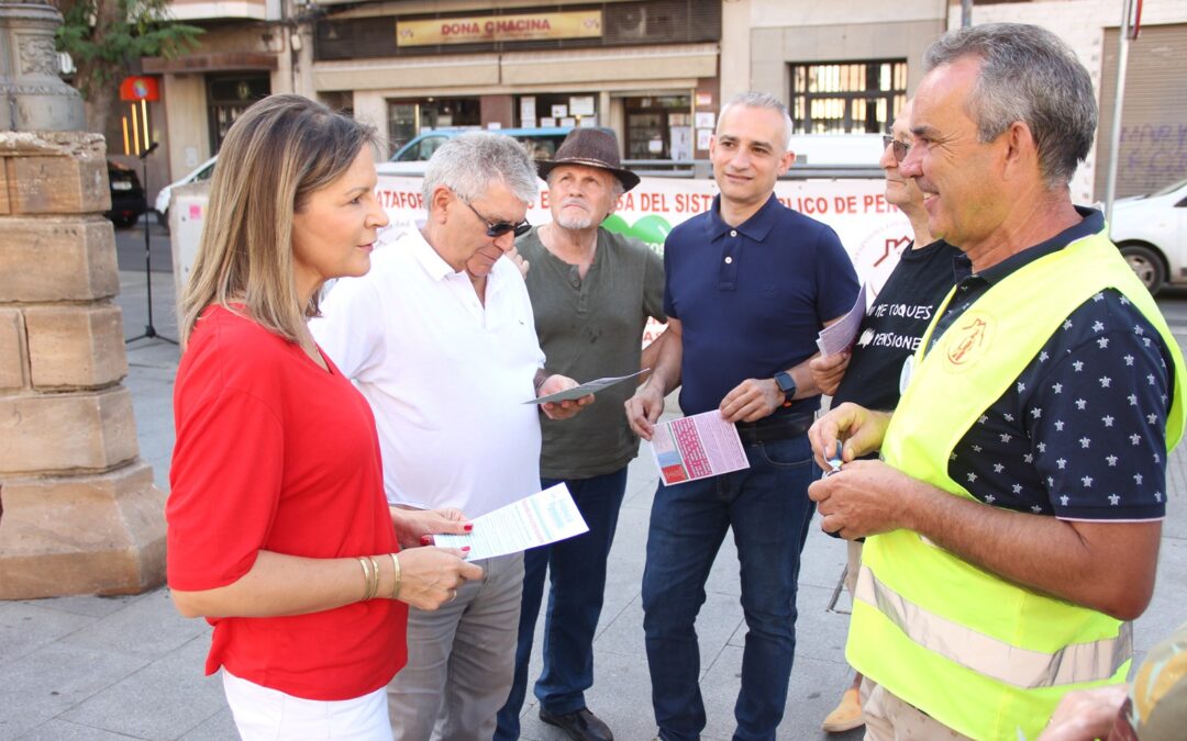 El PSOE pide el voto para seguir subiendo unas pensiones “dignas” frente a un PP que viene a “devaluarlas”