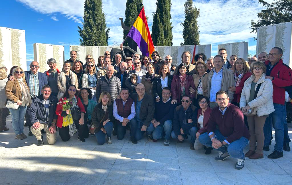 Valdivia: “No se puede continuar la exhumación porque el actual Ayuntamiento de Jaén no da permiso”