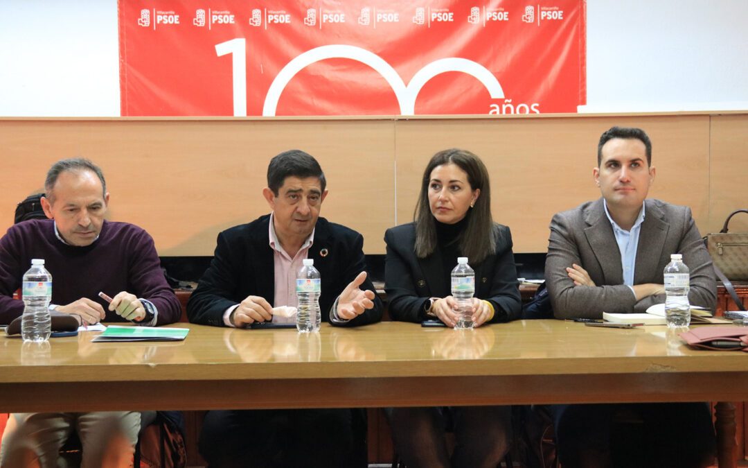 Reyes critica el rechazo de Juanma Moreno a un plan de empleo: “Ha dicho no a los trabajadores del campo y a los 97 alcaldes de Jaén”