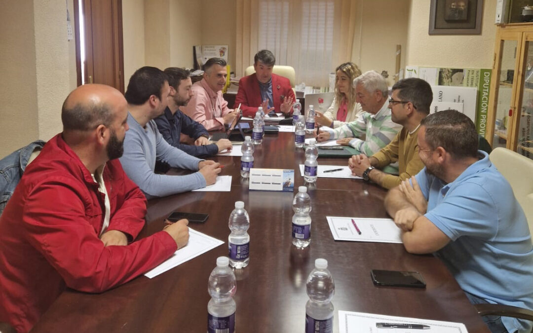 Alcaldes y portavoces de la Sierra de Cazorla exigen a Juanma Moreno que “dé respuesta a los problemas que ha generado en la Sanidad o presente su dimisión”