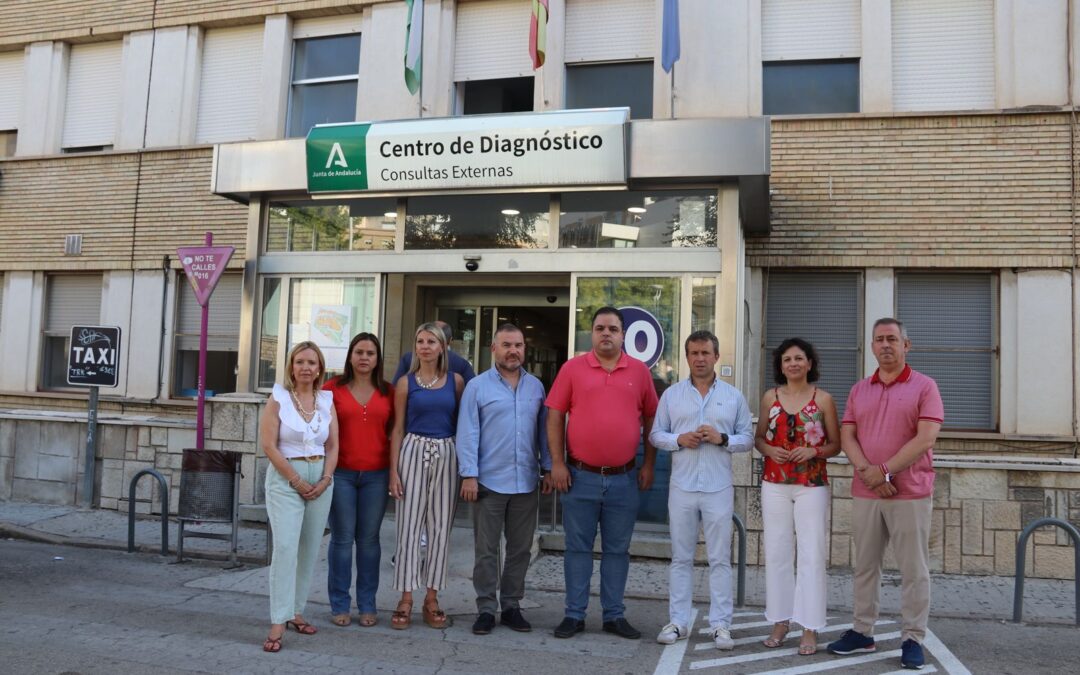 El PSOE denuncia que Juanma Moreno “está llevando la sanidad pública a la chatarra”