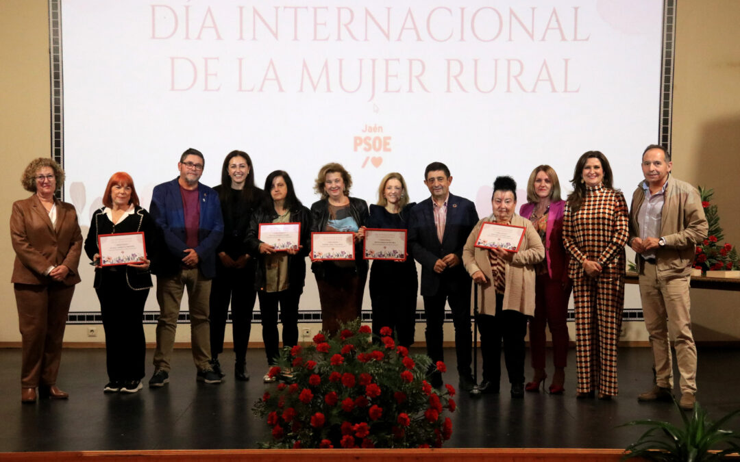 El PSOE de Jaén entrega sus reconocimientos de la Mujer Rural a 5 mujeres de la comarca de Las Villas