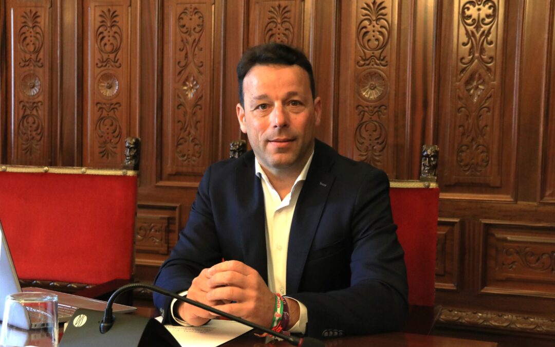 La Diputación pide a la Junta un plan de choque contra el algodoncillo y el PP no lo apoya