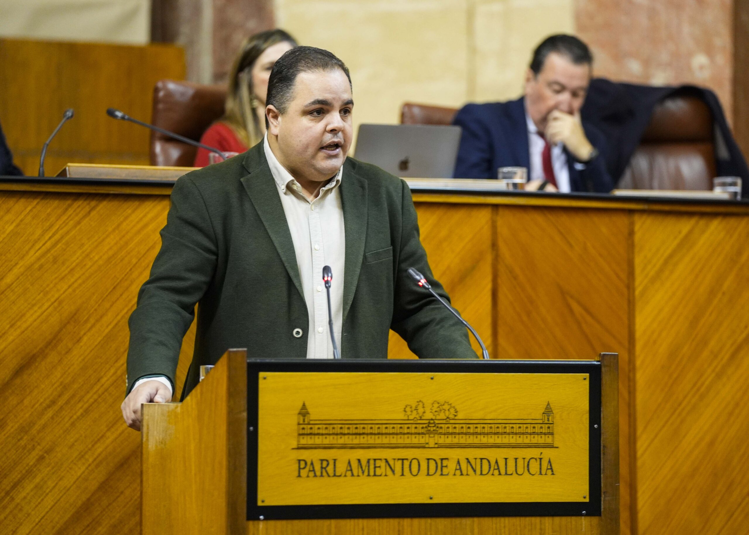 El PSOE tilda de “engañifa” la presunta inversión de la Junta