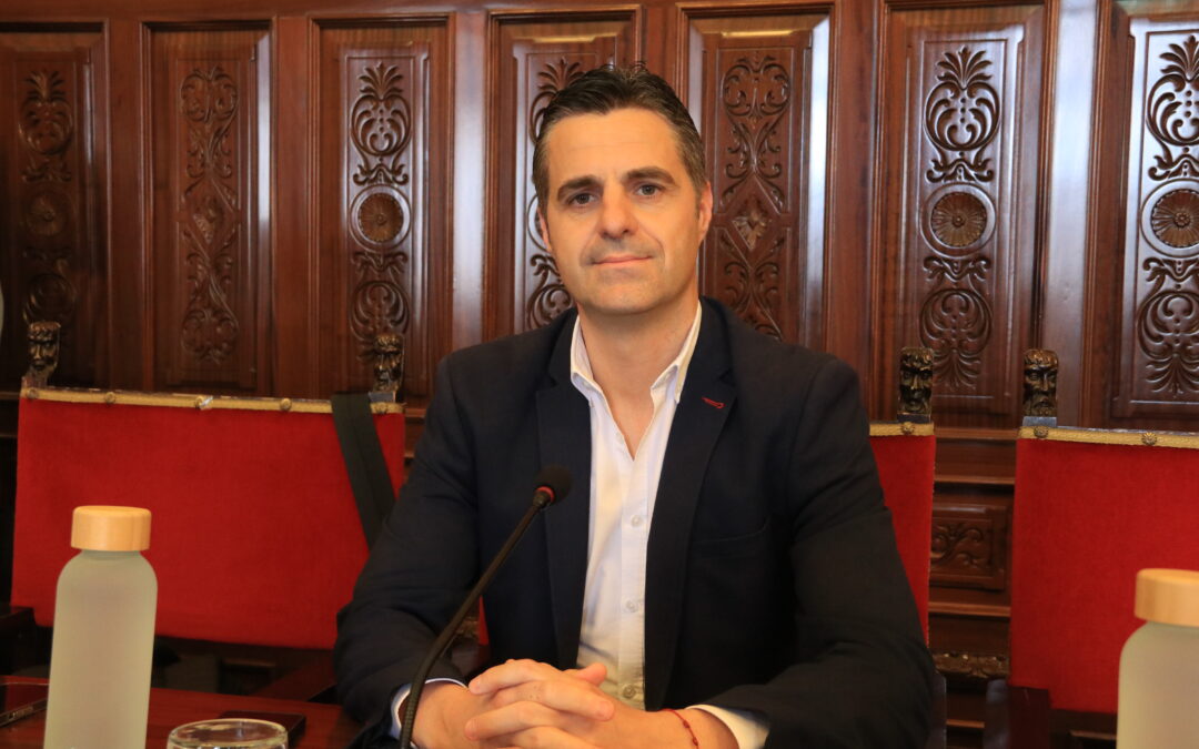 El PSOE exige al PP que “se ponga a trabajar de una vez” si quiere más información sobre las mociones