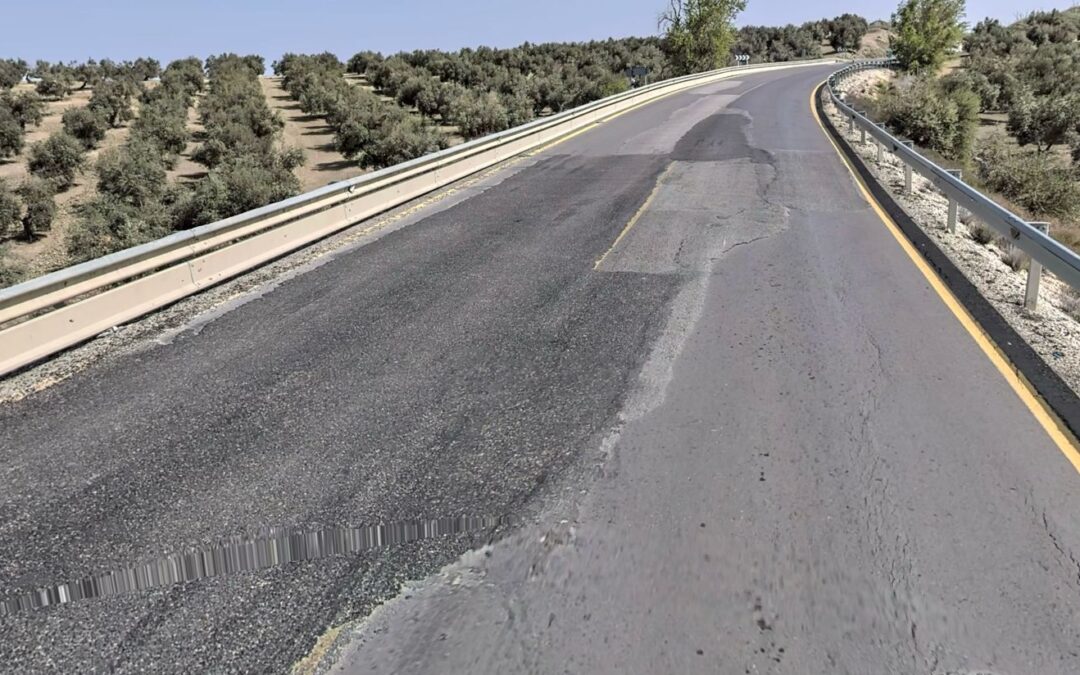 La Junta consuma su “estafa” al no convertir la A-311 en autovía