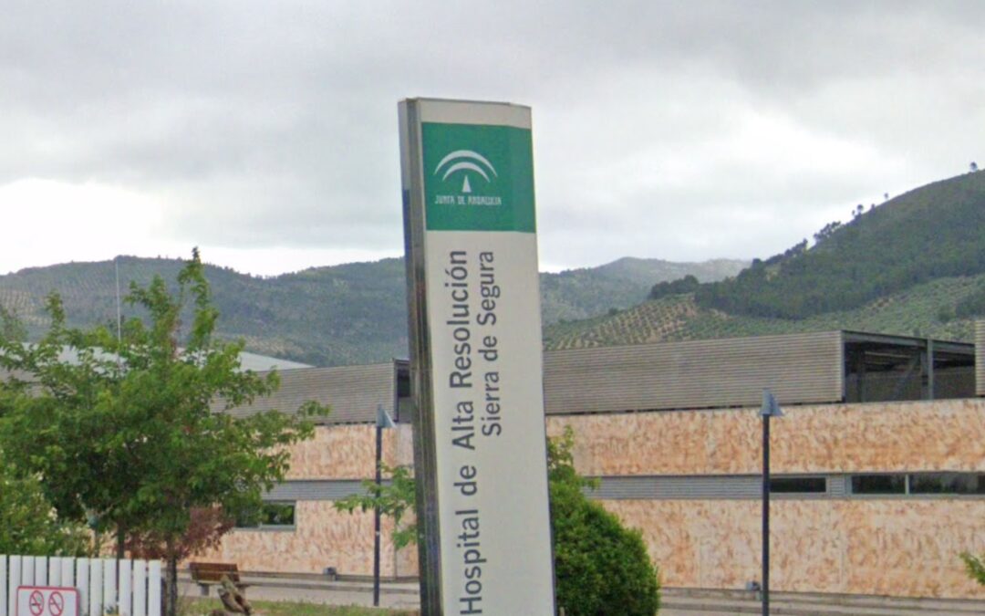 El PSOE denuncia el “hundimiento imparable” del Hospital de la Sierra de Segura