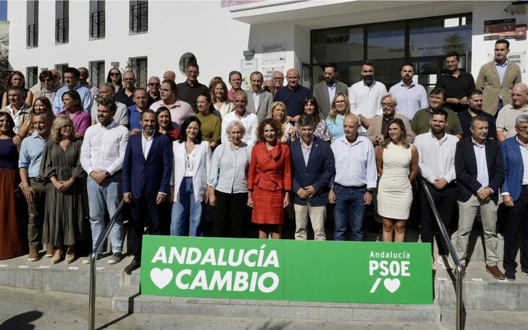 Latorre acusa a Juanma Moreno de “jugar con el dinero de todos los andaluces y andaluzas”