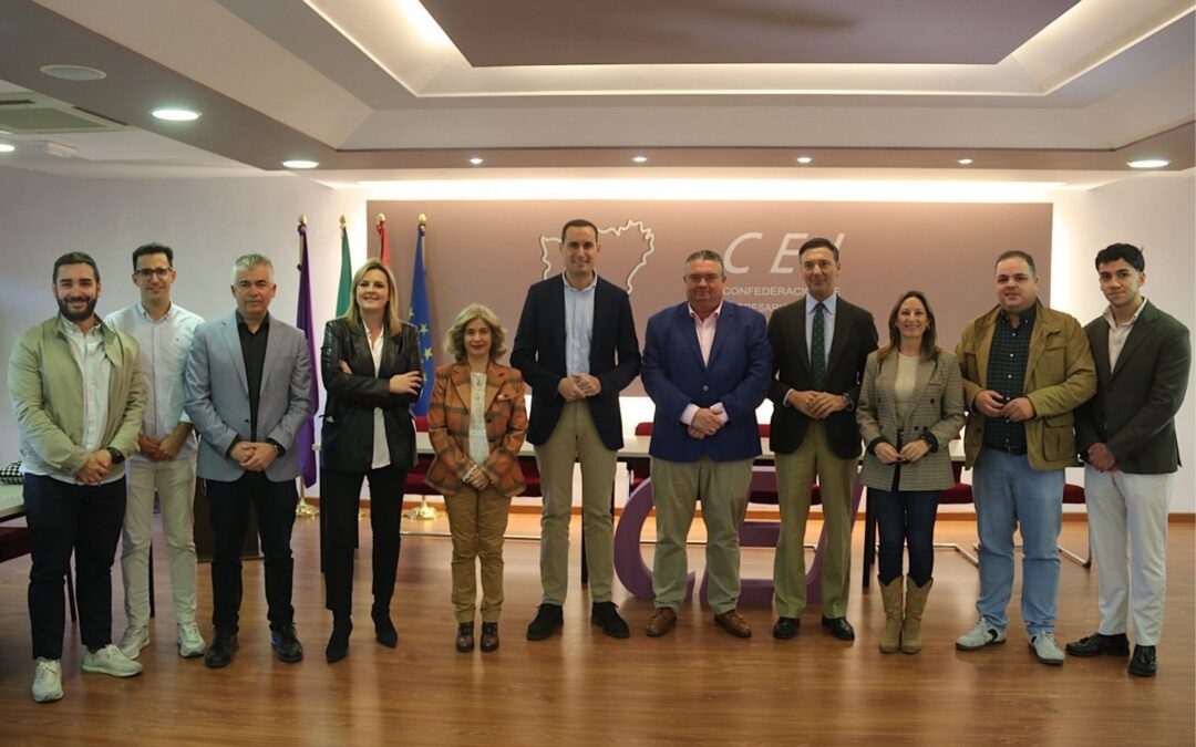 Latorre valora el papel que desempeñan los empresarios en el desarrollo económico y la creación de empleo en Jaén