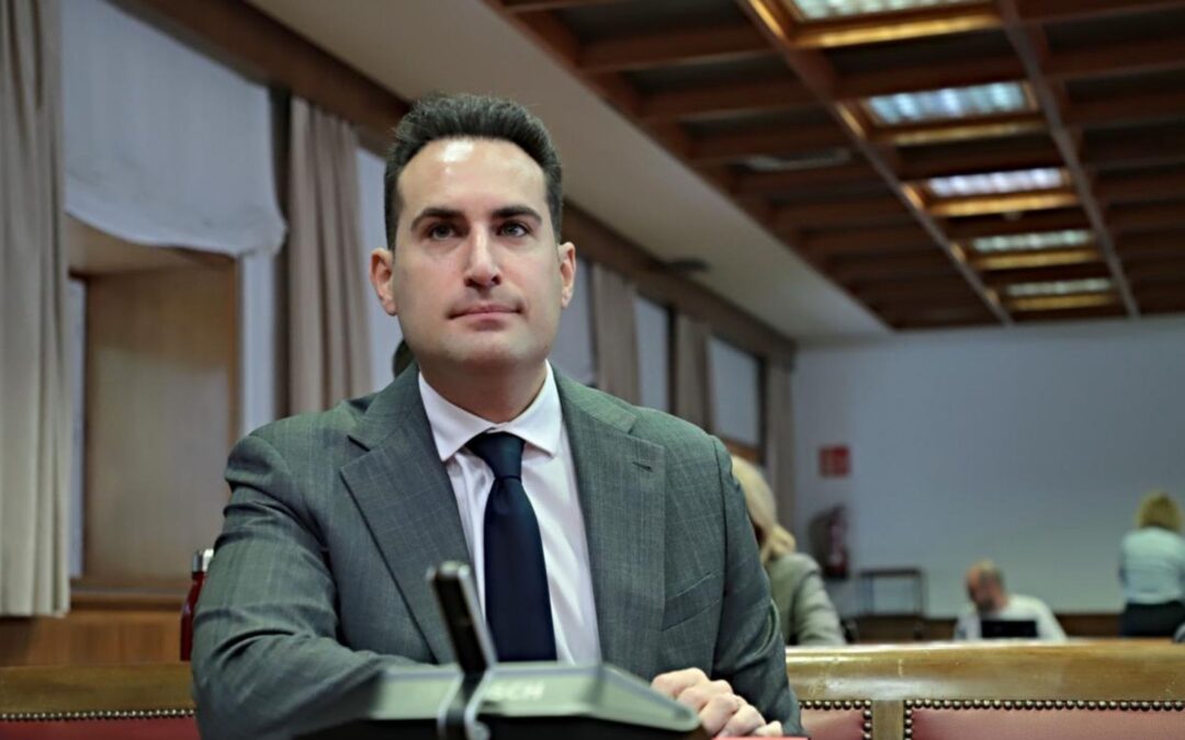 Latorre: “El PP es el bombero incendiario de la PAC. Quieren apagar el fuego que ellos mismos han encendido”