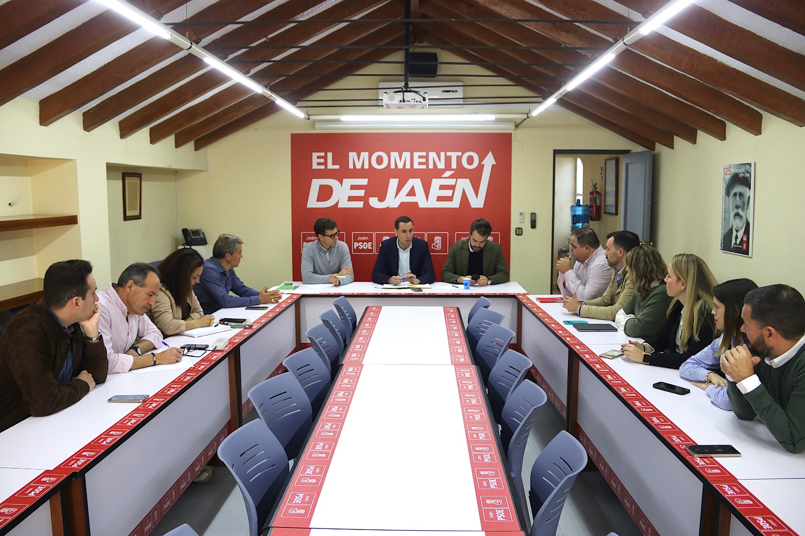 reunión PSOE-UPA (2)