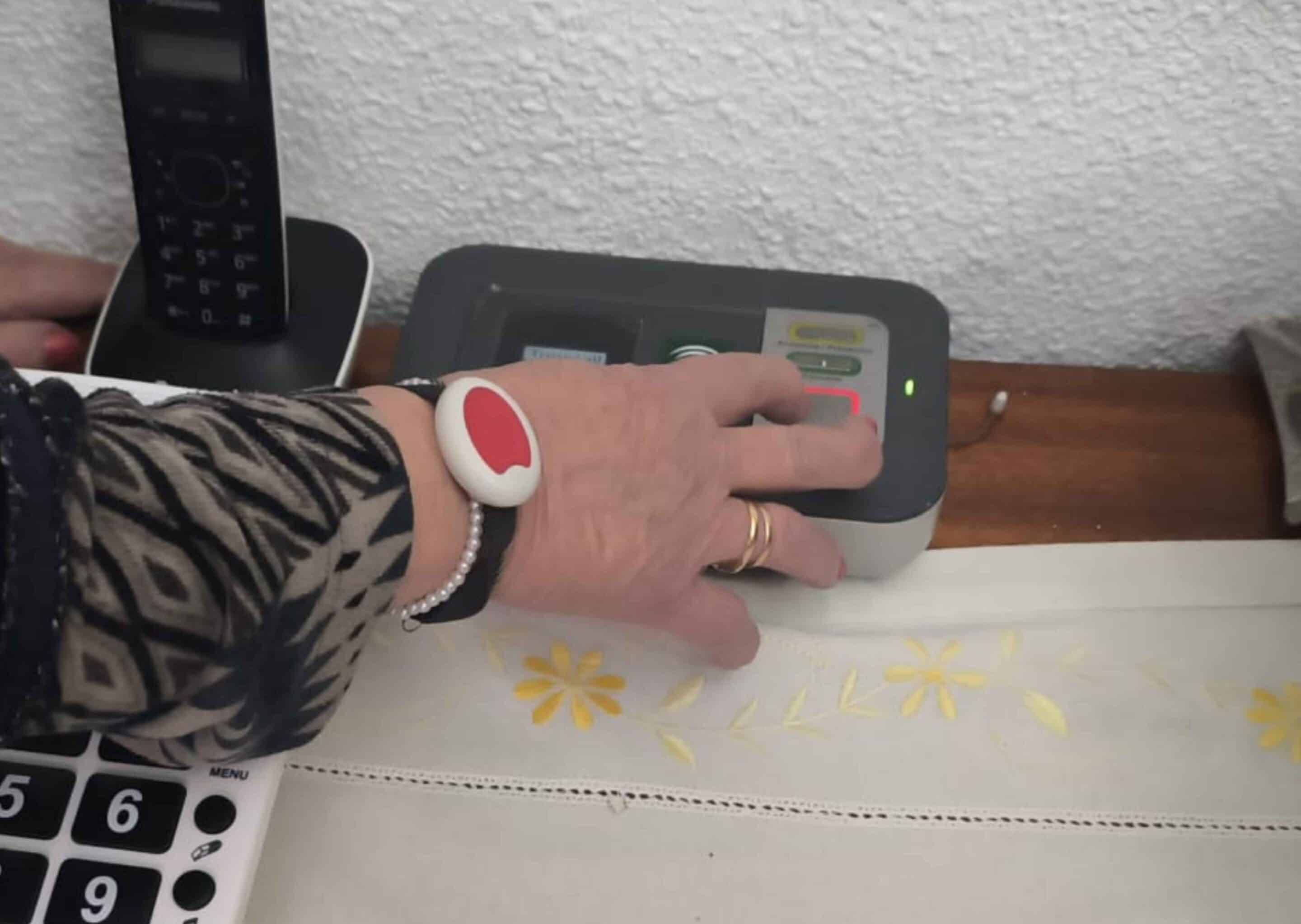 teleasistencia boton