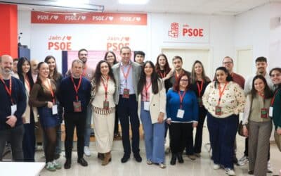 Latorre advierte que la educación pública “va cuesta abajo y sin frenos” con Moreno Bonilla