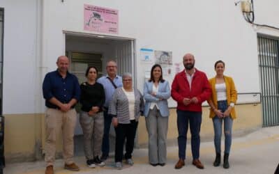 El PSOE anuncia más plazas y más financiación para atender a personas con Alzheimer