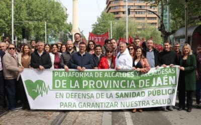 Reyes: “Hay que decir basta ya al desmantelamiento de la sanidad, hoy en la calle y el 17 de mayo en las urnas”