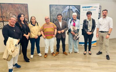 Reyes valora el trabajo de Aprompsi y advierte que “el camino no puede ser el de esa gente que viene a hacer dinero con las políticas sociales y la sanidad pública”
