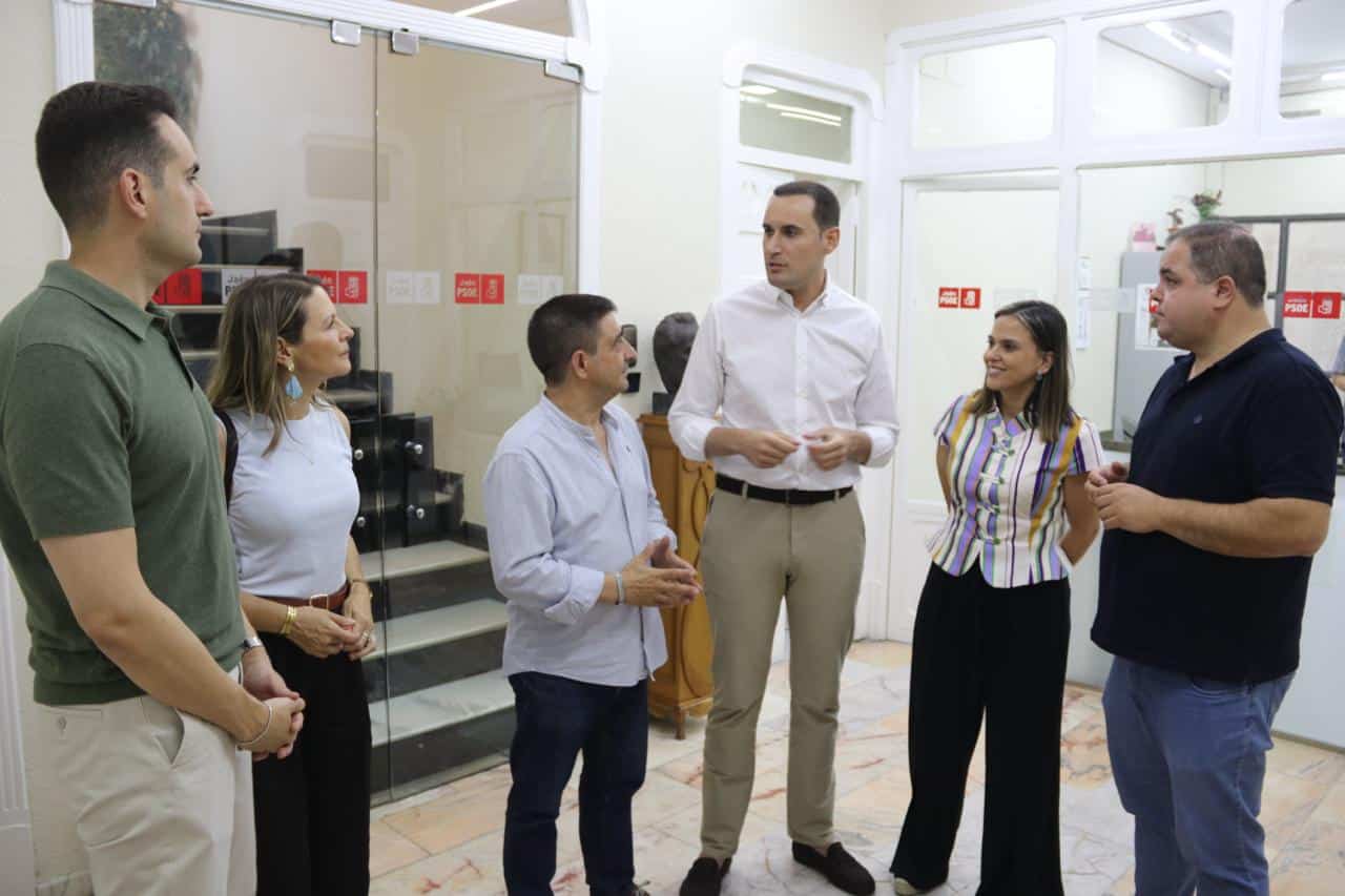 Grupo Parlamentario reunión (1)